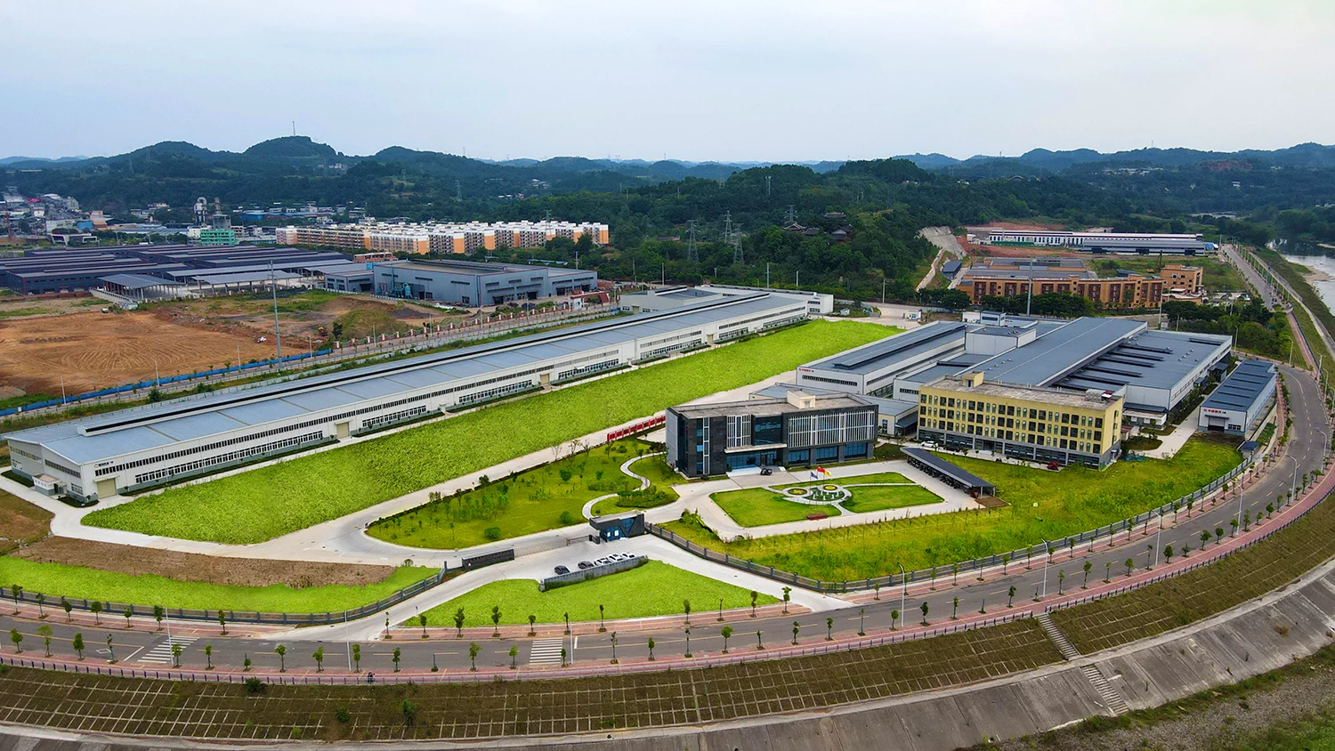 మా గురించి